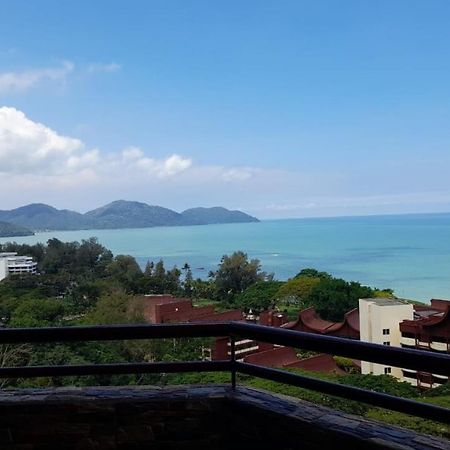 Susie'S Resort Seaview Suites At Sri Sayang บาตูเฟอริงกี ภายนอก รูปภาพ