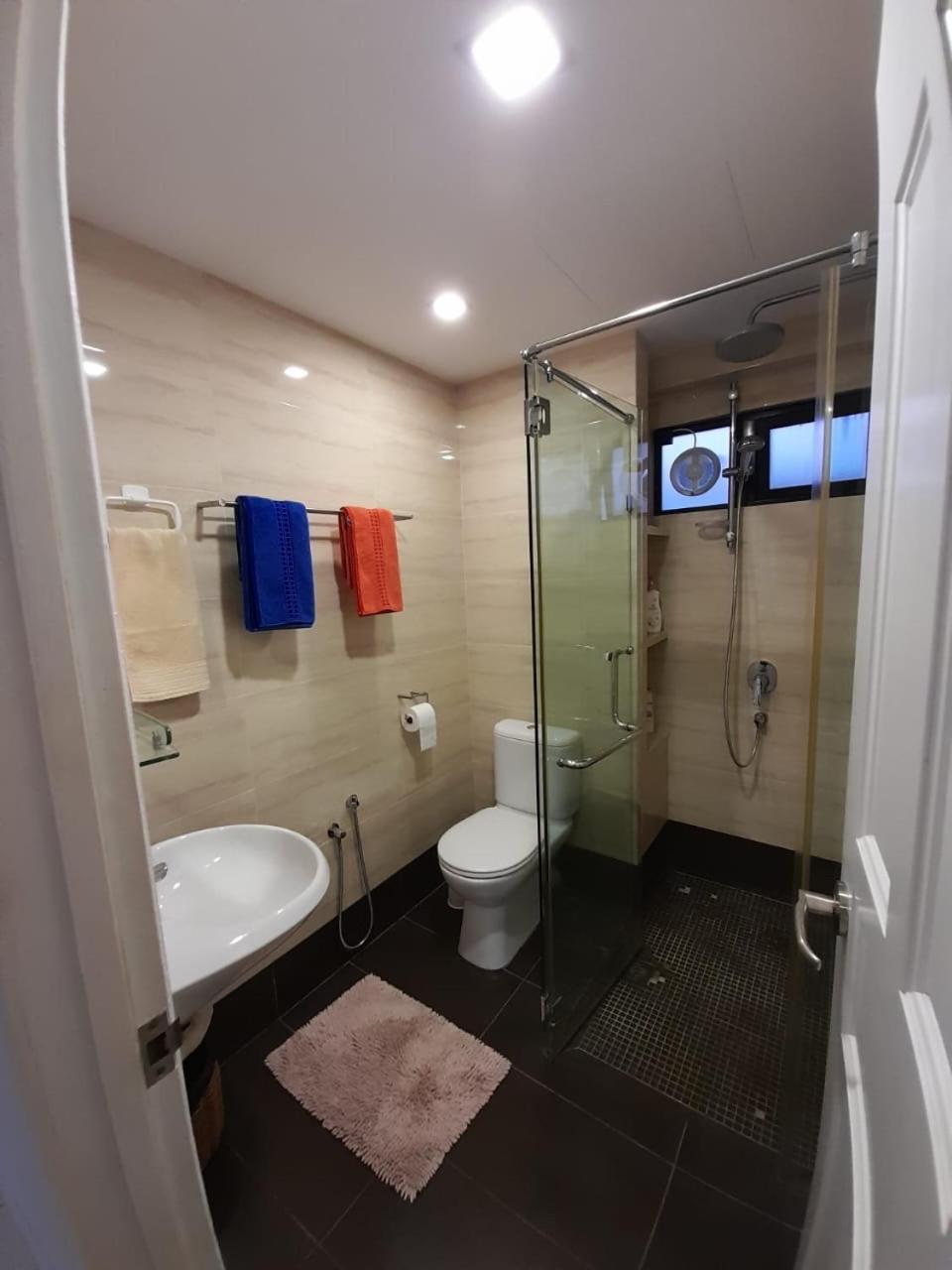 Susie'S Resort Seaview Suites At Sri Sayang บาตูเฟอริงกี ภายนอก รูปภาพ