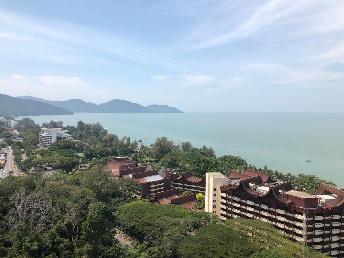 Susie'S Resort Seaview Suites At Sri Sayang บาตูเฟอริงกี ภายนอก รูปภาพ